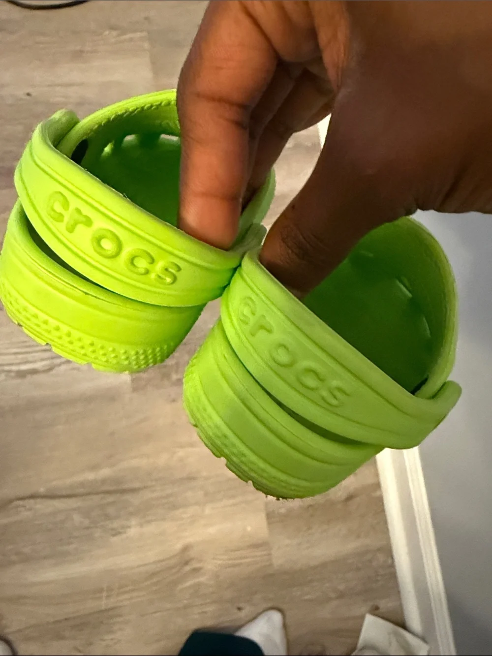Toddler Neon Green Crocs size 7c
